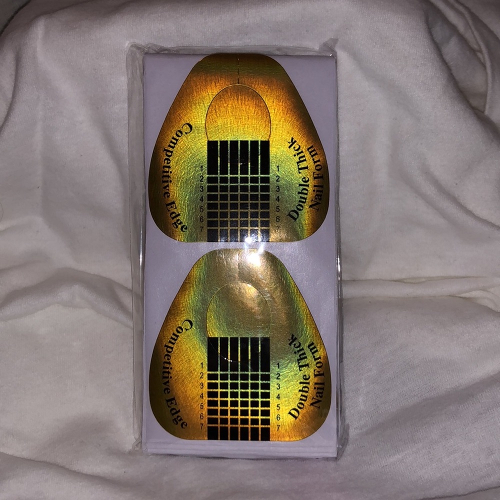 NAIL FORMS- 100 count - Picture 3 of 3
